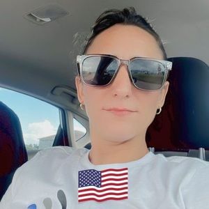 Meet your Posher, Maylin